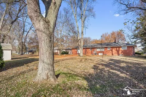 Exterior - 33 Calvin, Monroe, MI 48162 photo 6 of 7