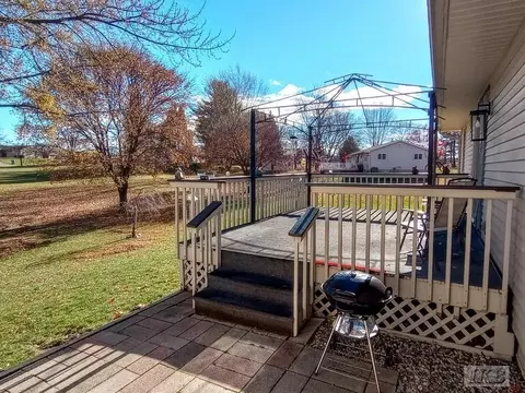 Exterior - 533 Bartlett, Gladwin, MI 48624 photo 5 of 13