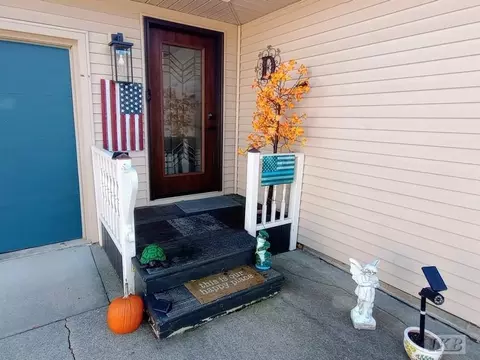Exterior - 533 Bartlett, Gladwin, MI 48624 photo 2 of 13