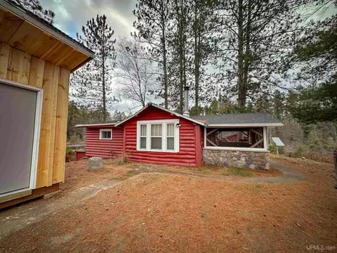 2920 Bywater, Republic, MI 49879