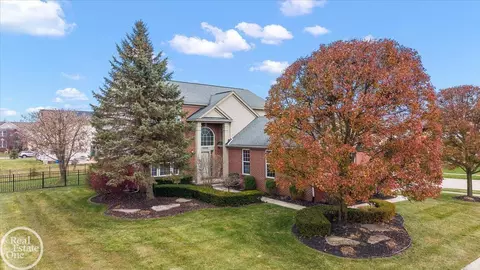 18899 Livingston, Macomb, MI 48042