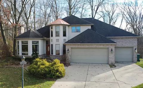 1506 Golfside, Flushing, MI 48433