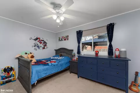 15867 Van Meter, Macomb, MI 48044 photo 4