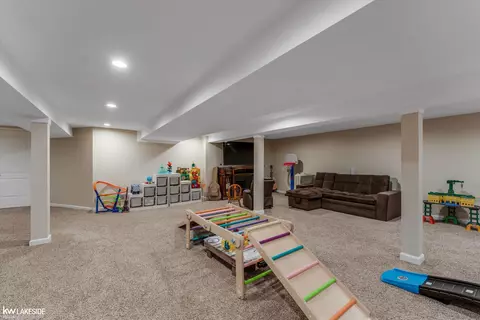 15867 Van Meter, Macomb, MI 48044 photo 23