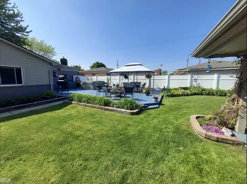 Exterior - 32840 Eiffel, Warren, MI 48088 photo 3 of 9