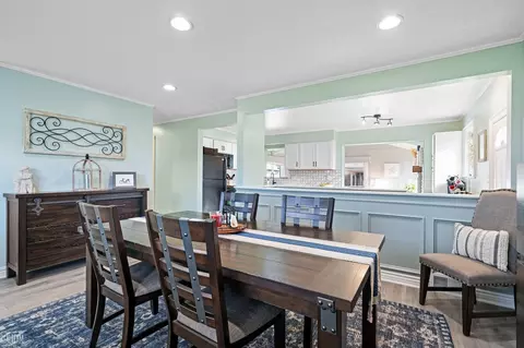 Dining - 32840 Eiffel, Warren, MI 48088 photo 3 of 3