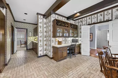 Entry Way - 59 Fordcroft, Grosse Pointe Shores, MI 48236 photo 6 of 9