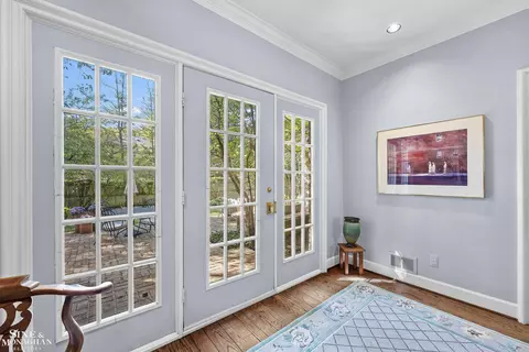 Entry Way - 59 Fordcroft, Grosse Pointe Shores, MI 48236 photo 5 of 9