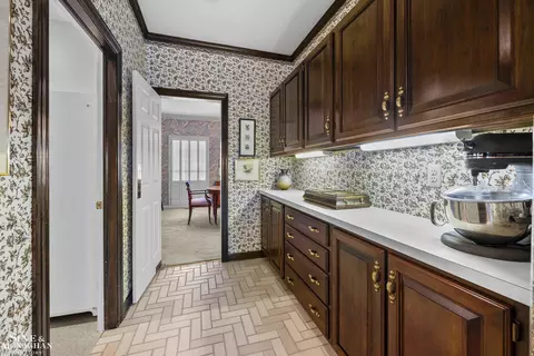 Kitchen - 59 Fordcroft, Grosse Pointe Shores, MI 48236 photo 4 of 4