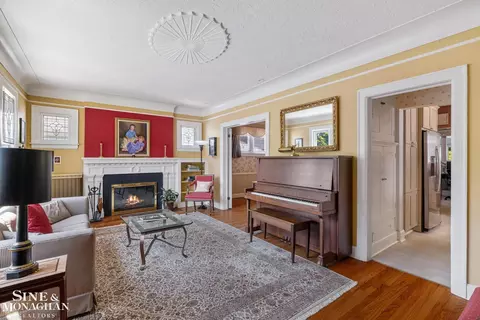 432 Calvin, Grosse Pointe, MI 48236 photo 3