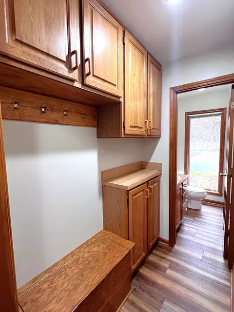 10008 M-52, Perry, MI 48872 photo 25