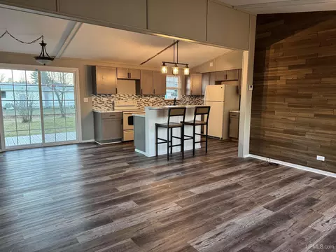 Living - 1755 S Rose, Ishpeming, MI 49849 photo 1 of 3
