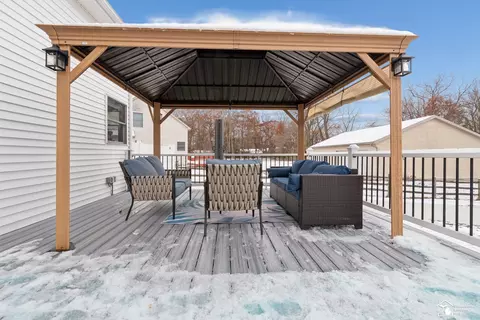 Exterior - 8415 Wolverine, Temperance, MI 48182 photo 4 of 7