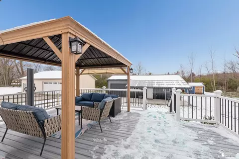 Exterior - 8415 Wolverine, Temperance, MI 48182 photo 5 of 7