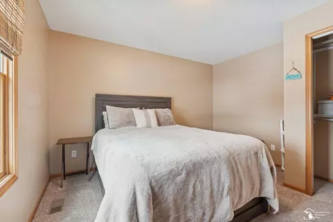 Bedroom - 8415 Wolverine, Temperance, MI 48182 photo 8 of 9