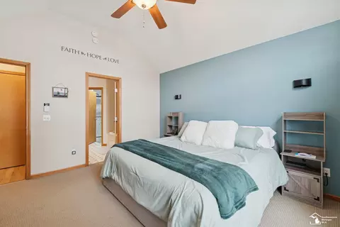 Bedroom - 8415 Wolverine, Temperance, MI 48182 photo 3 of 9