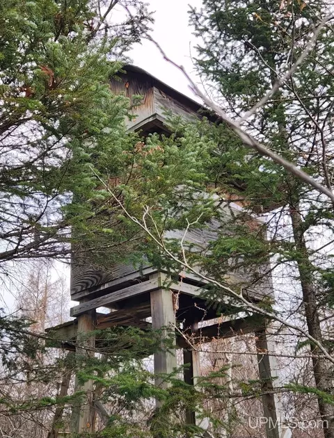 n18104 Perch Lake Road, Pembine T-wi, WI 54156
