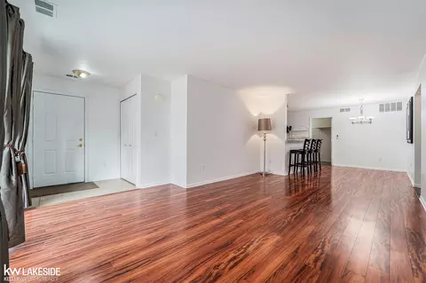 Living - 45687 Cagney, Macomb, MI 48044 photo 2 of 2