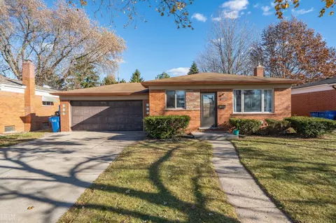 26466 Richard, Warren, MI 48089