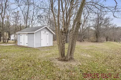 Exterior - 6096 N Gale, Davison, MI 48423 photo 4 of 7