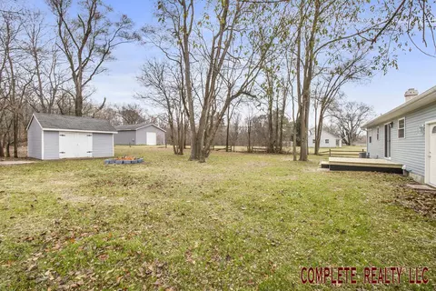 Exterior - 6096 N Gale, Davison, MI 48423 photo 5 of 7
