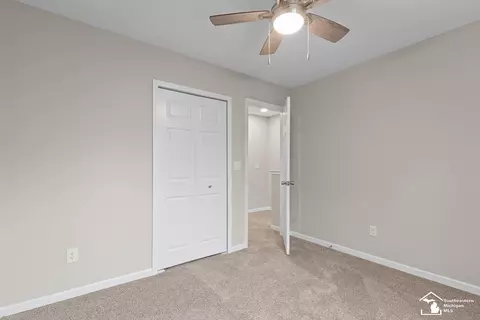 Bedroom - 146 Budlong, Adrian, MI 49221 photo 3 of 5