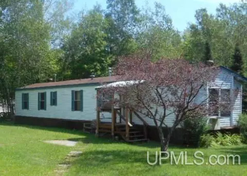 270 Sheridan, Ontonagon, MI 49953