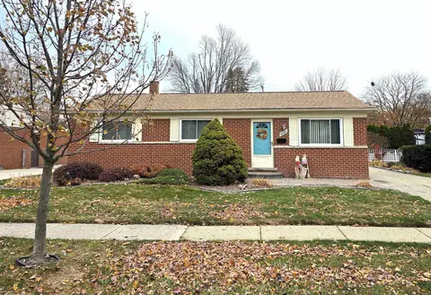 2722 Sparta, Troy, MI 48083