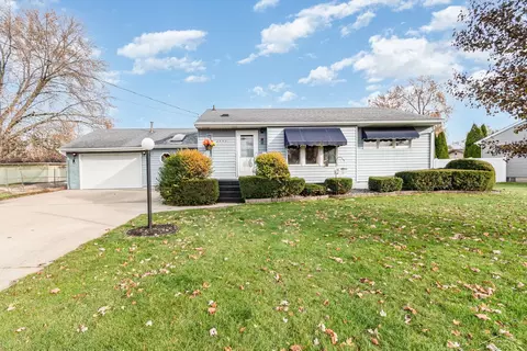 2652 Duane Dr, Saginaw, MI 48603