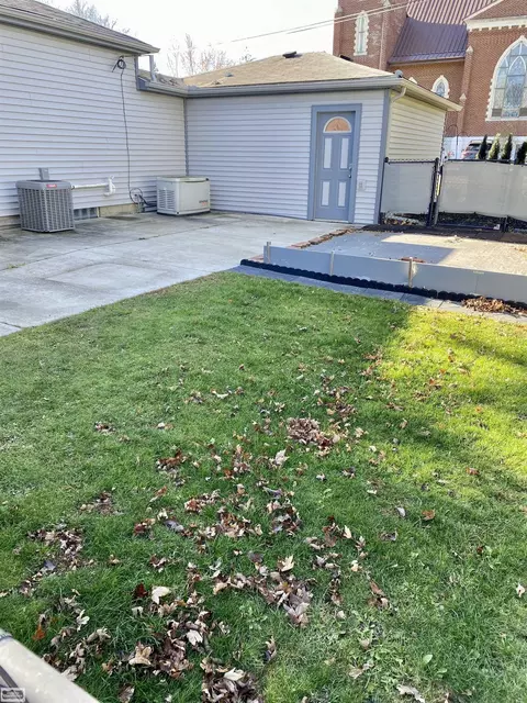Exterior - 203 E Kempf, Capac, MI 48014 photo 6 of 8