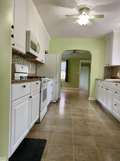 Kitchen - 203 E Kempf, Capac, MI 48014 photo 1 of 2