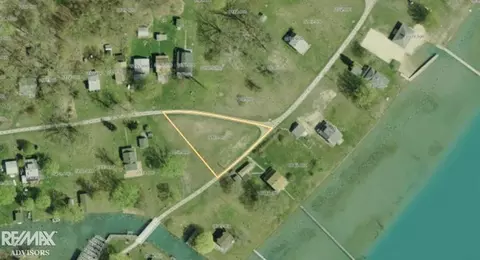 468 Russell, Russell Island, MI 48001