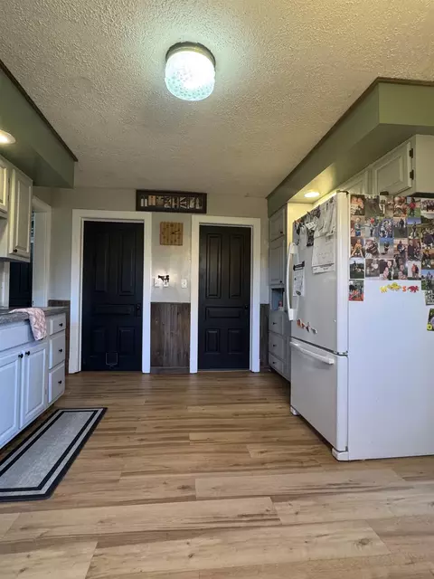 7684 W Beard, Perry, MI 48872 photo 8