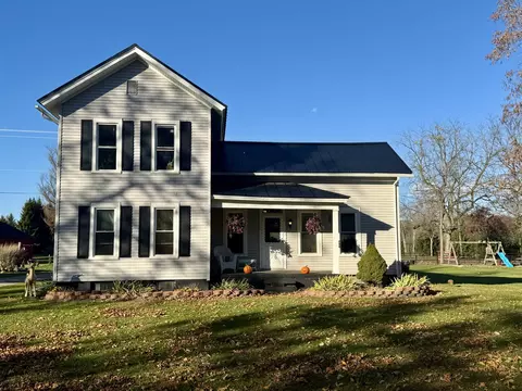 7684 W Beard, Perry, MI 48872 photo 2