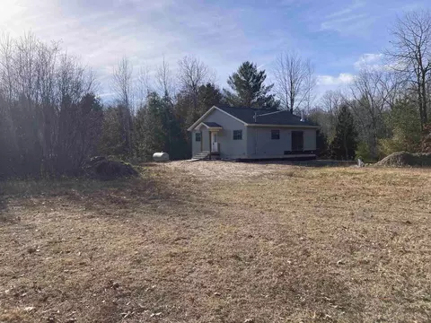 841 Grass Lk, Gladwin, MI 48624