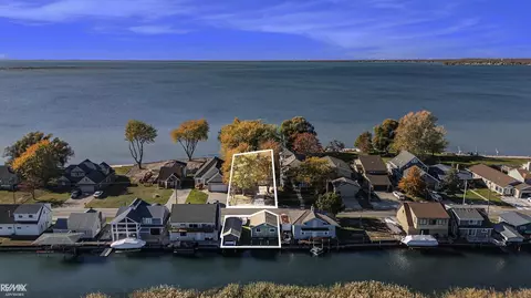 View/Area - 8014 Anchor Bay Dr, Clay, MI 48001 photo 1 of 11