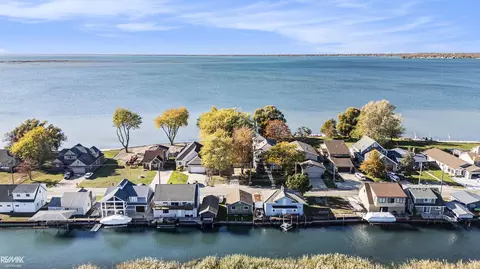 View/Area - 8014 Anchor Bay Dr, Clay, MI 48001 photo 2 of 11
