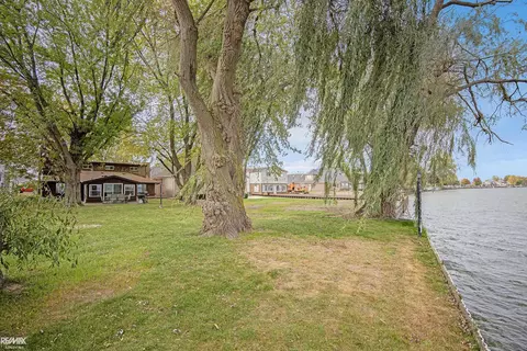 Exterior - 8014 Anchor Bay Dr, Clay, MI 48001 photo 9 of 12