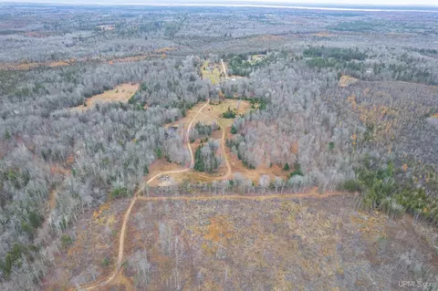 View/Area - 9657 N 5, Gladstone, MI 49837 photo 2 of 8