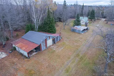 Exterior - 9657 N 5, Gladstone, MI 49837 photo 2 of 3