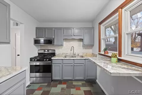 Kitchen - 408 E Logan, Tecumseh, MI 49286 photo 1 of 2
