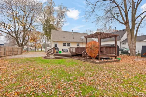 Exterior - 408 E Logan, Tecumseh, MI 49286 photo 3 of 3