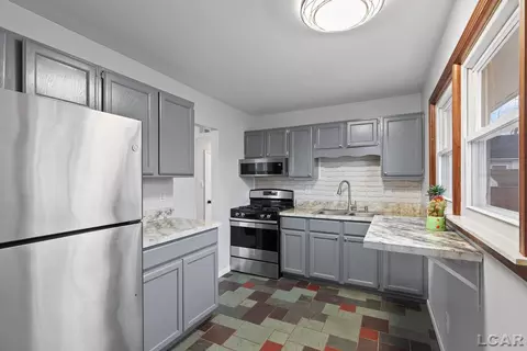 Kitchen - 408 E Logan, Tecumseh, MI 49286 photo 2 of 2