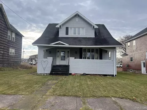 215 E Gogebic, Ironwood, MI 49938
