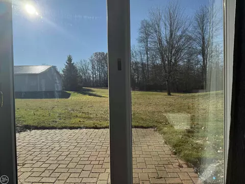 23720 Dayton, Armada, MI 48005 photo 17