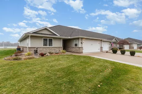 528 Breaker Cv, Bay City, MI 48708