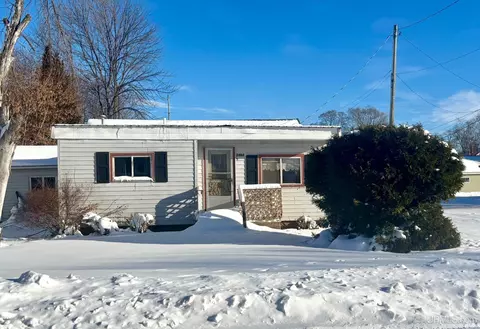 2302 Fitch, Marquette, MI 49855
