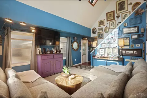 Living - 2122 Heather, Gladwin, MI 48624 photo 1 of 7