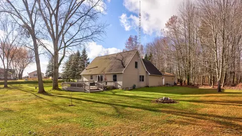 Exterior - 2122 Heather, Gladwin, MI 48624 photo 11 of 12