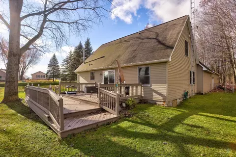 Exterior - 2122 Heather, Gladwin, MI 48624 photo 6 of 12